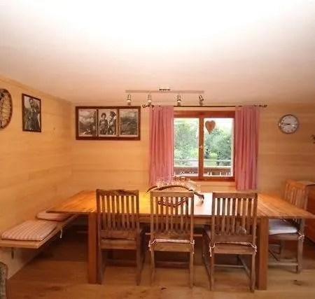 Gaestehaus Floery Tatil Evi Schruns